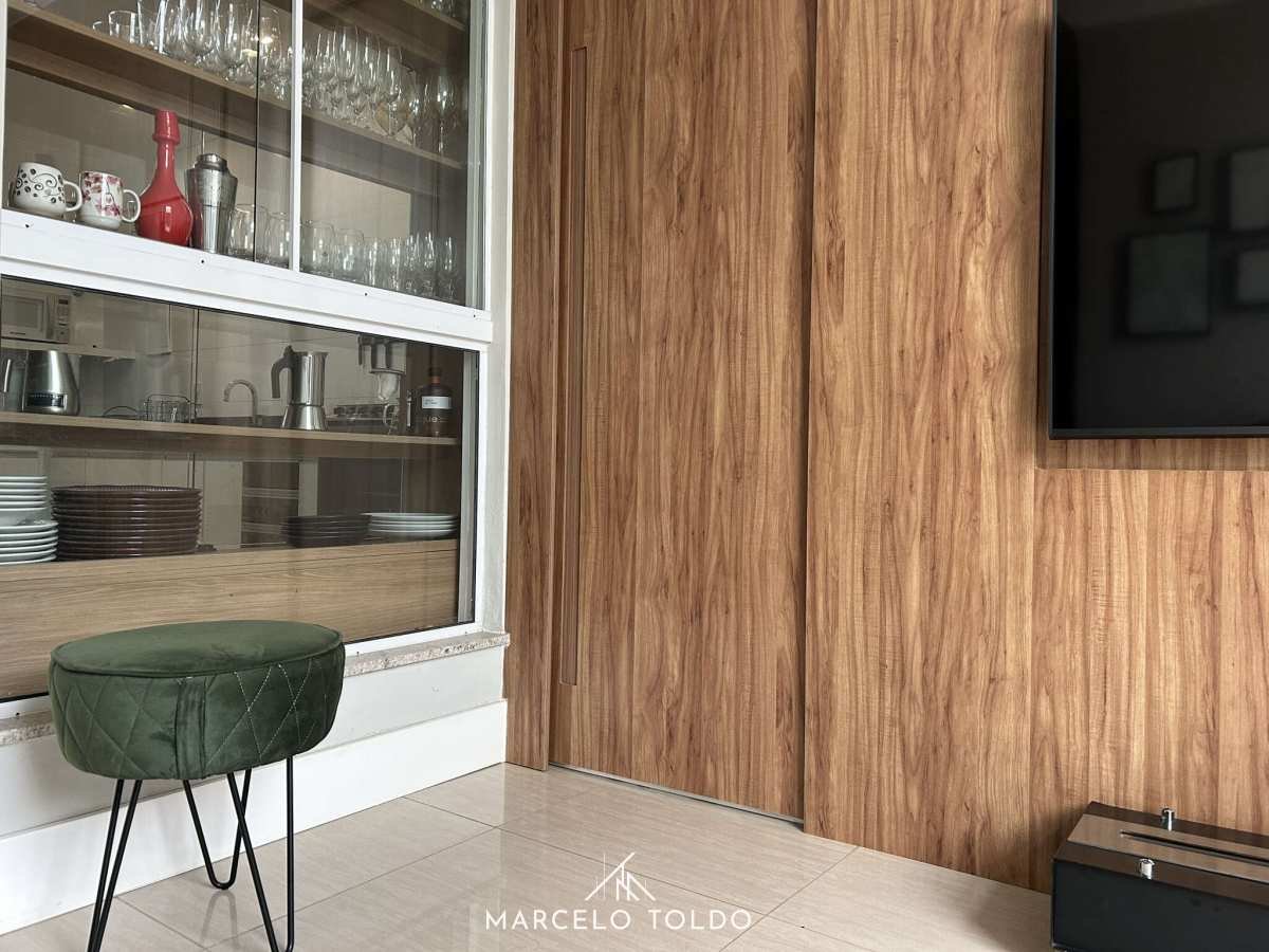 Sala - Casa à venda em Juiz de Fora, Aeroporto, com 3 quartos, 246m²