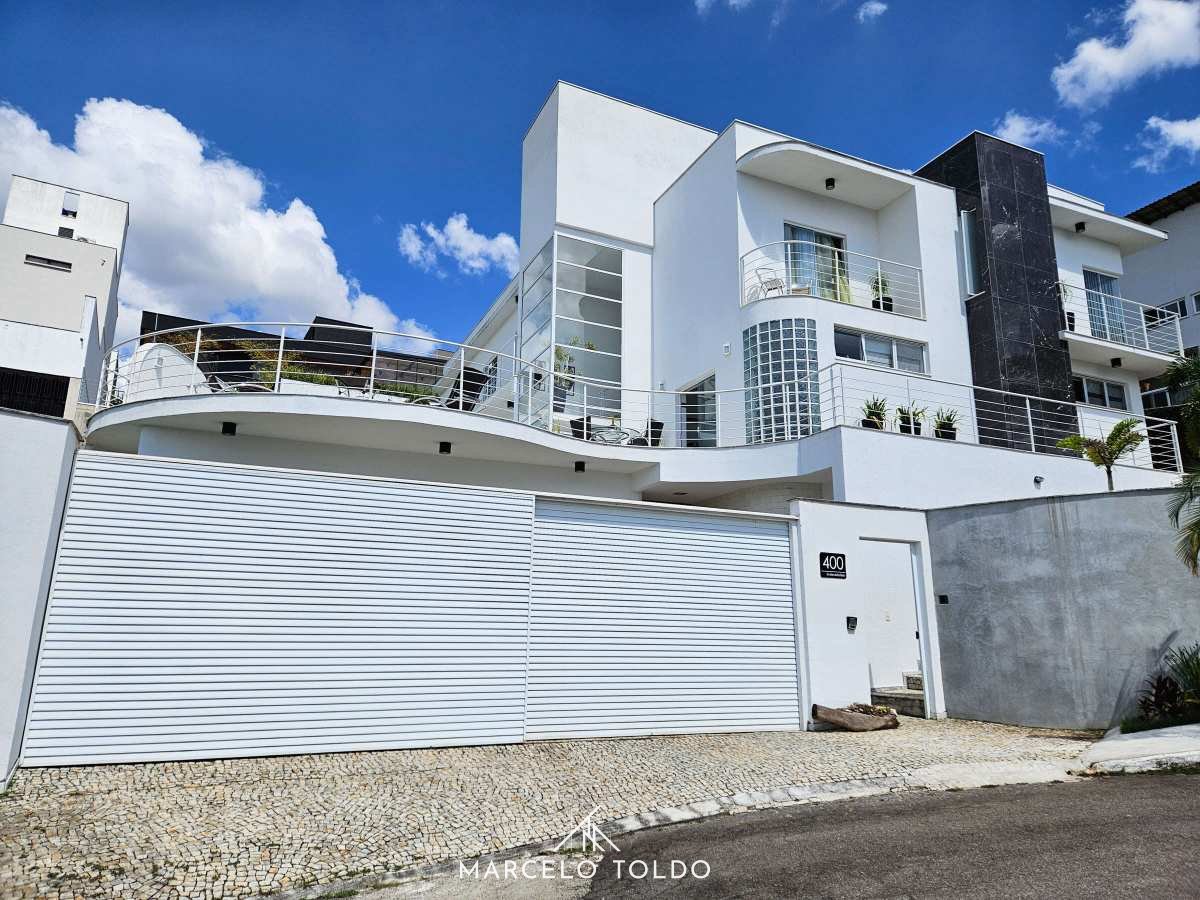 Fachada - Casa à venda, no Bosque Imperial,  em Juiz de Fora, São Pedro, com 4 quartos, 319m²