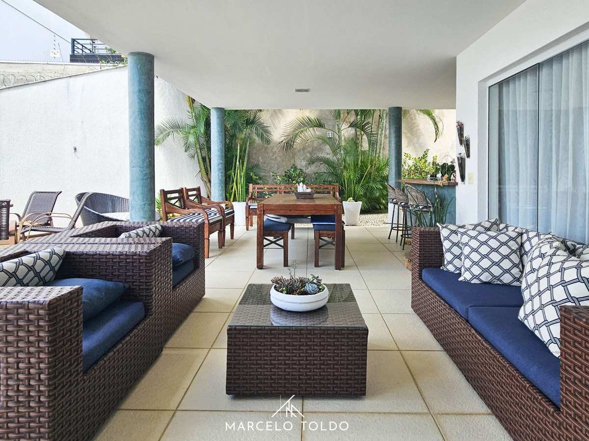 Casa à venda, no Bosque Imperial,  em Juiz de Fora, São Pedro, com 4 quartos, 319m² - Marcelo Toldo Imóveis