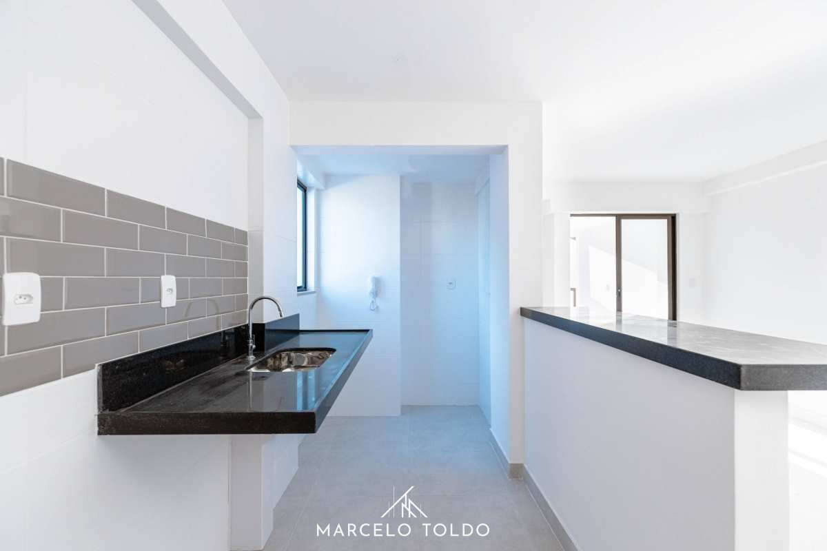  - Cobertura à venda, no Terraço América,  em Juiz de Fora, São Mateus, com 2 quartos, 127m²