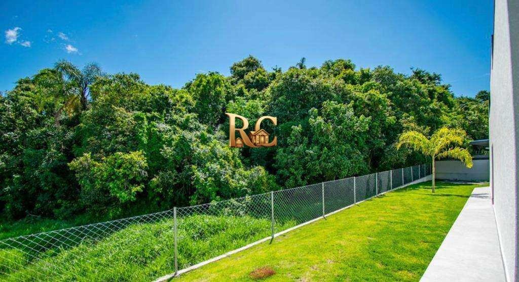 Excelente Casa 246 m² à venda  c/ 810 m² de Terreno 3 dorms./Suítes e 4 vagas no Residencial Shambala lll,  em Atibaia - RC IMÓVEIS A VENDA