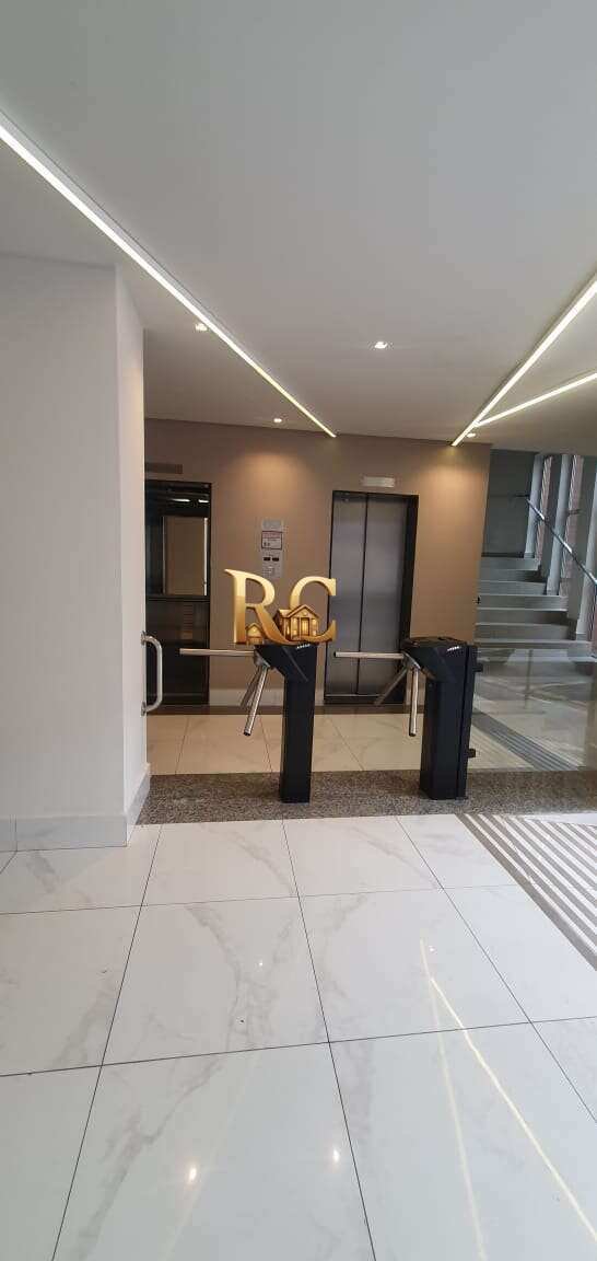 Sala comercial para alugar em Guarulhos, Centro, 35m² R$ 1.600,00  Incluso: Condomínio, IPTU, Água e Luz - RC IMÓVEIS A VENDA