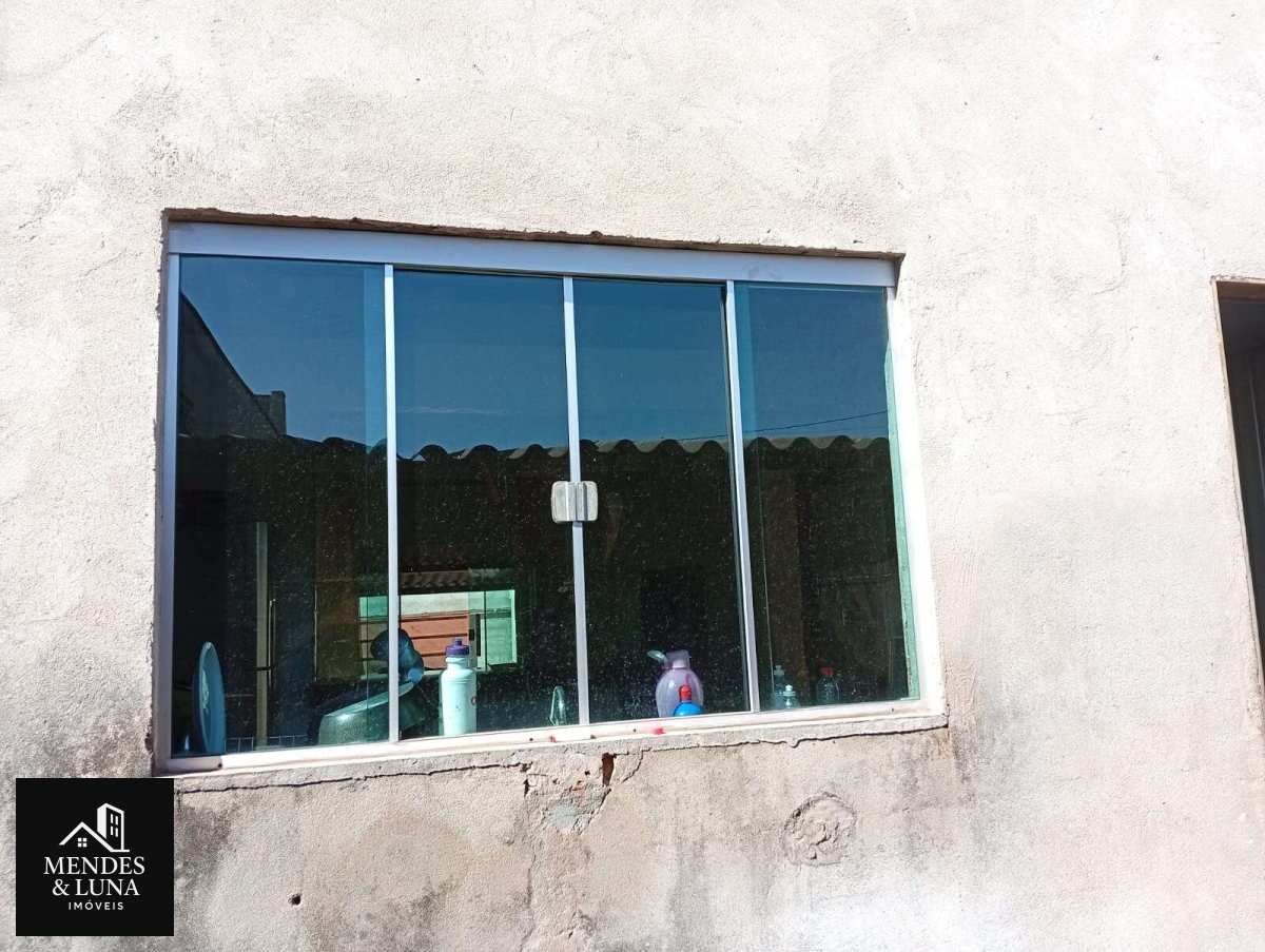Casa à venda, com 2 quartos, 80m² - Mendes Luna Imóveis Ltda