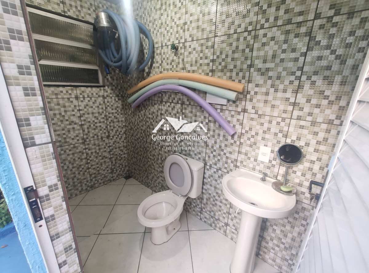 Casa à venda com 4 quartos - Mantiquira,Duque de Caxias