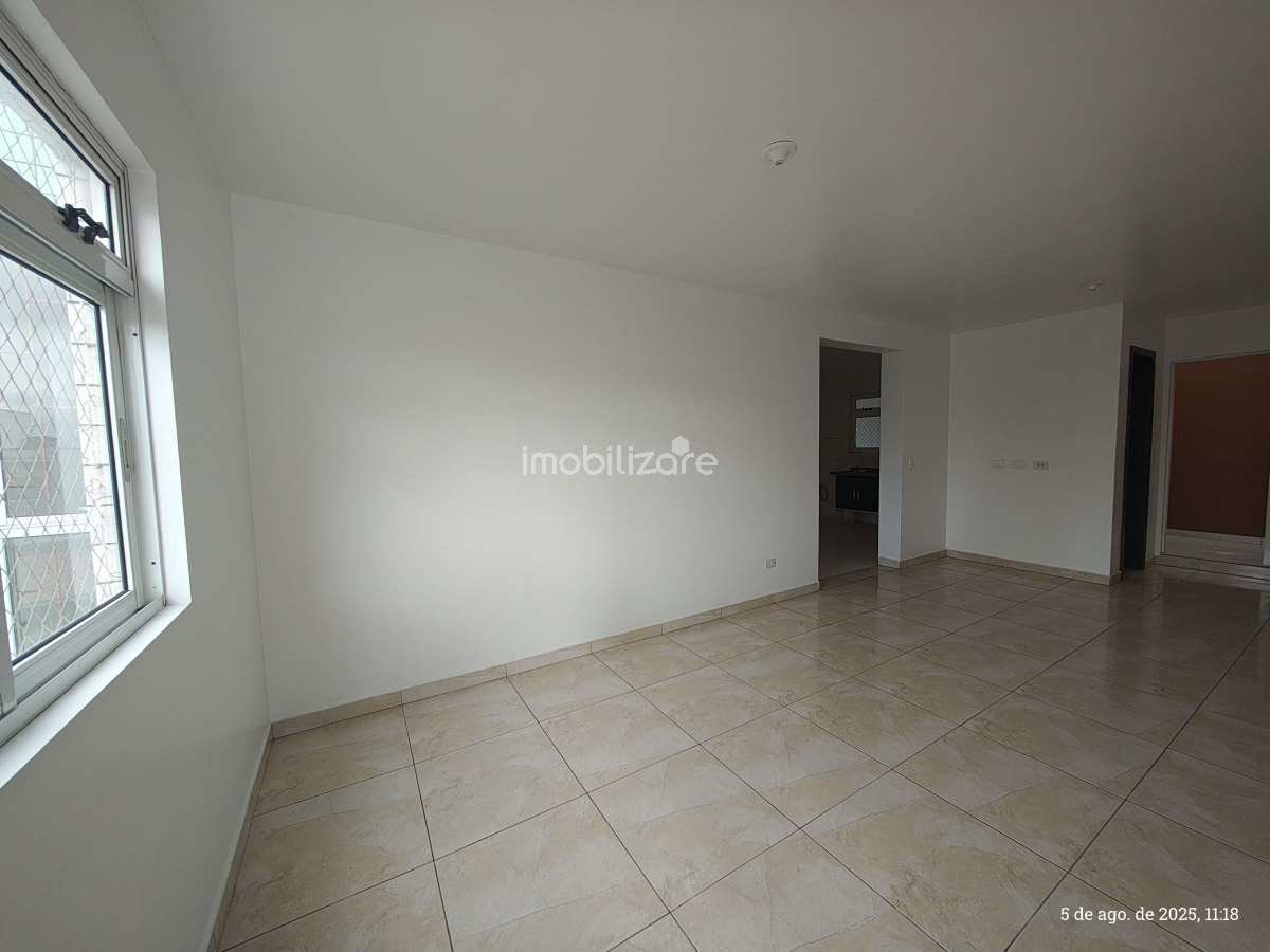  - Apartamento central à venda em São José dos Pinhais, Centro, com 3 quartos, 80m²