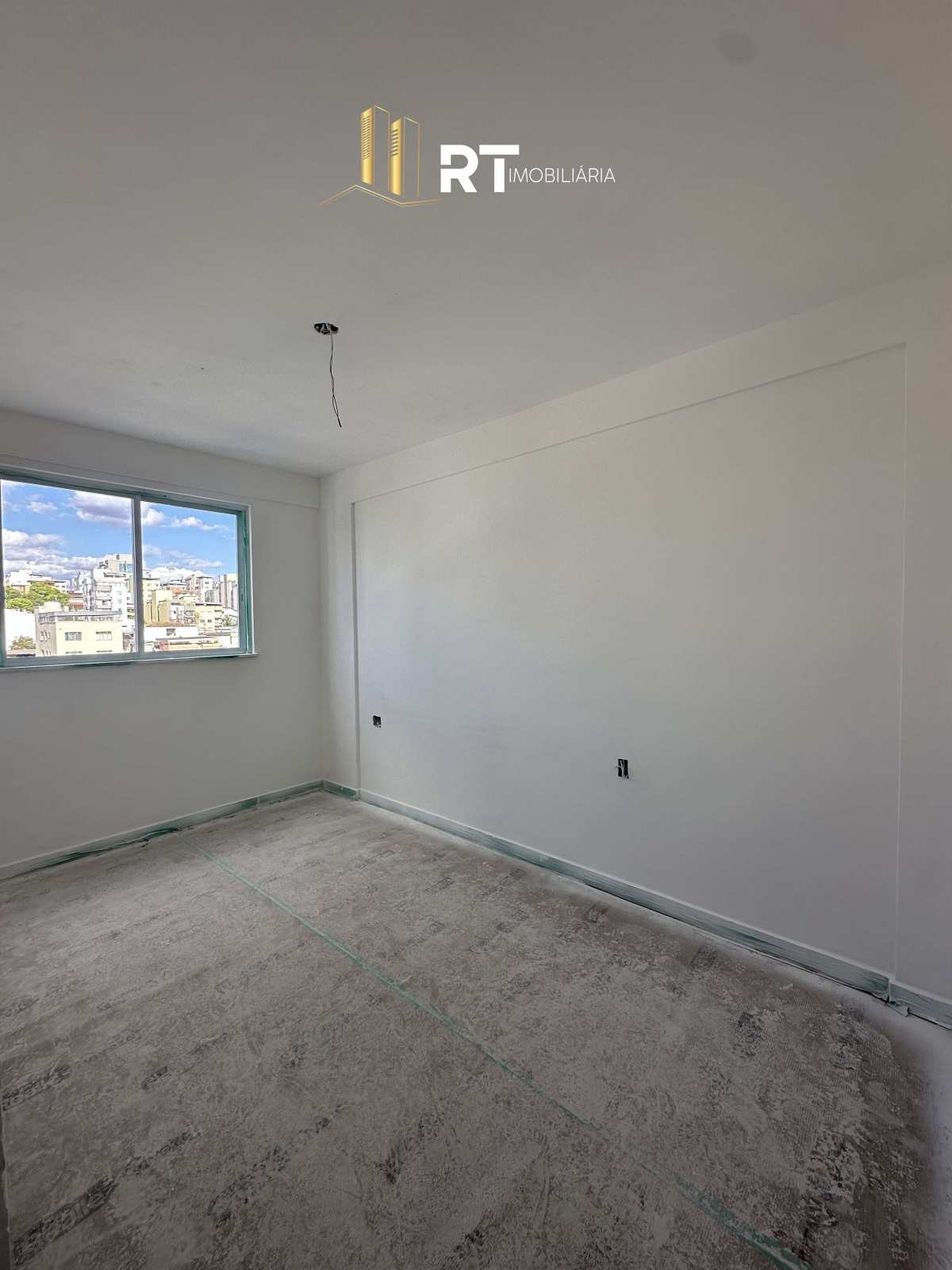 Apartamento à venda com 2 quartos - Ipiranga,Divinópolis