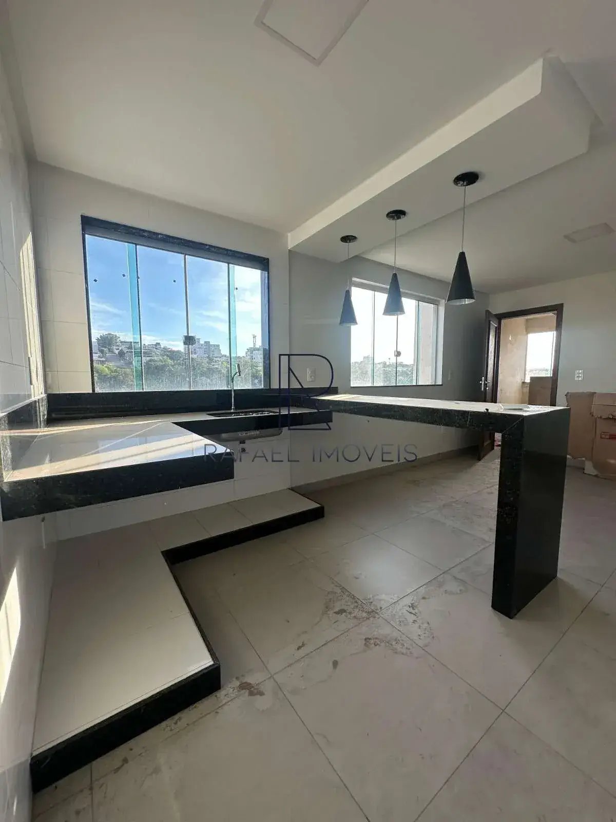 Apartamento à venda com 3 quartos - São Judas,Divinópolis