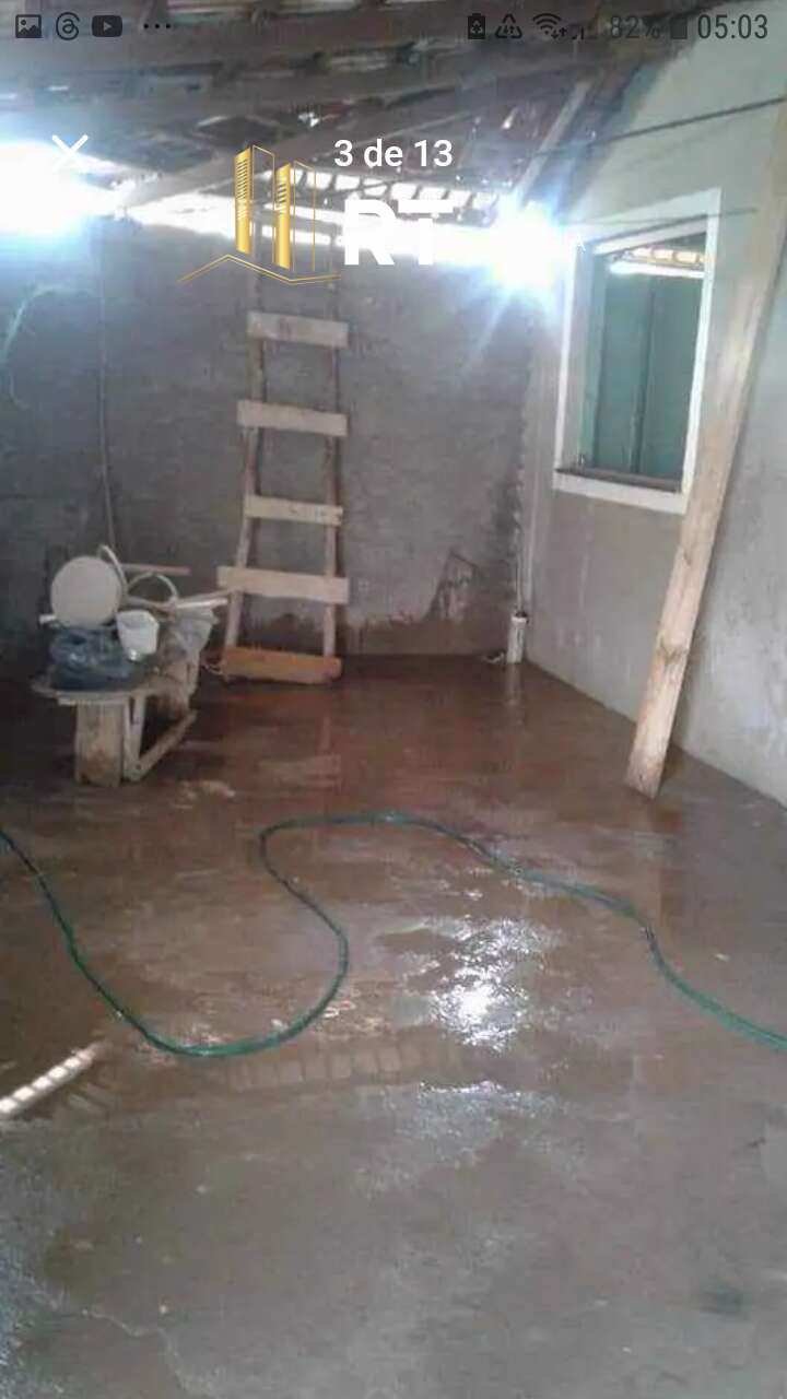  - Sobrado à venda em Divinópolis, Jardim Candidés, com 3 quartos