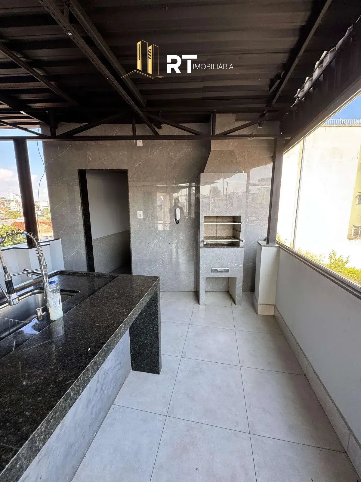 Casa à venda com 4 quartos - Bom Pastor,Divinópolis