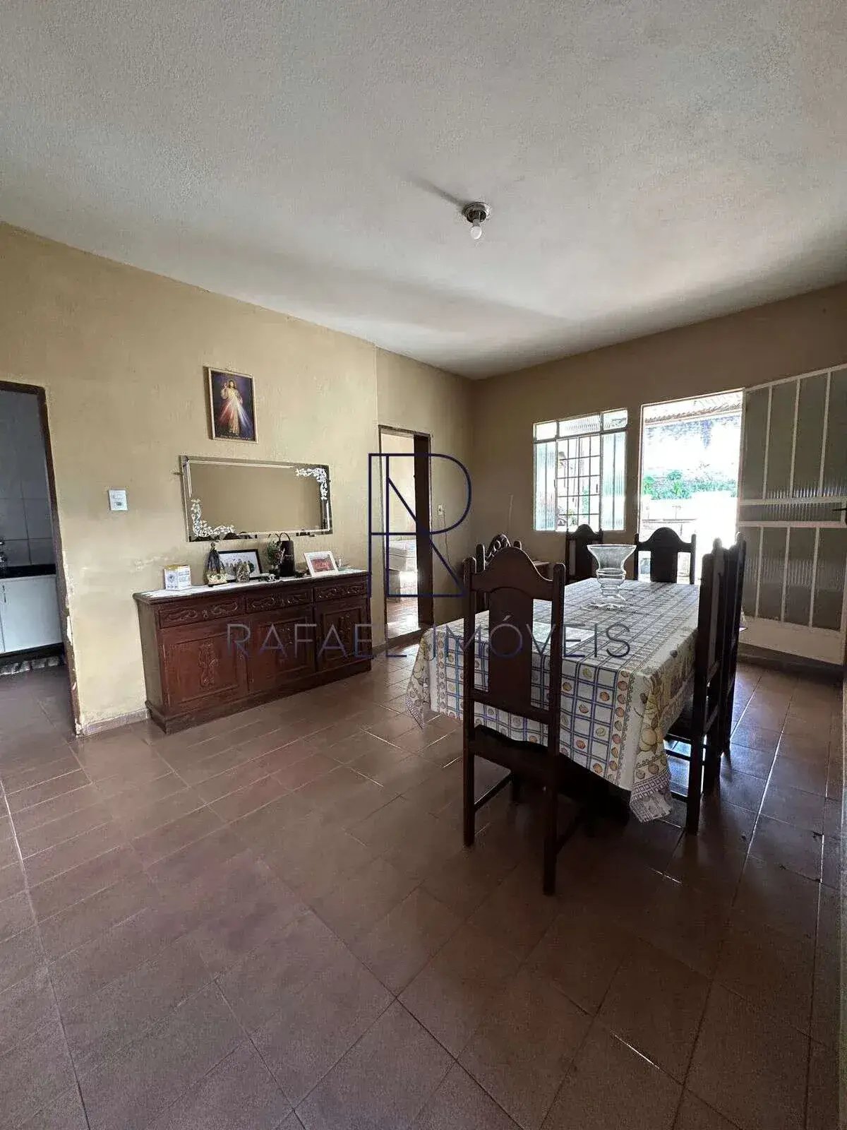  - Casa à venda em Divinópolis, Bom Pastor, com 5 quartos, 360m²
