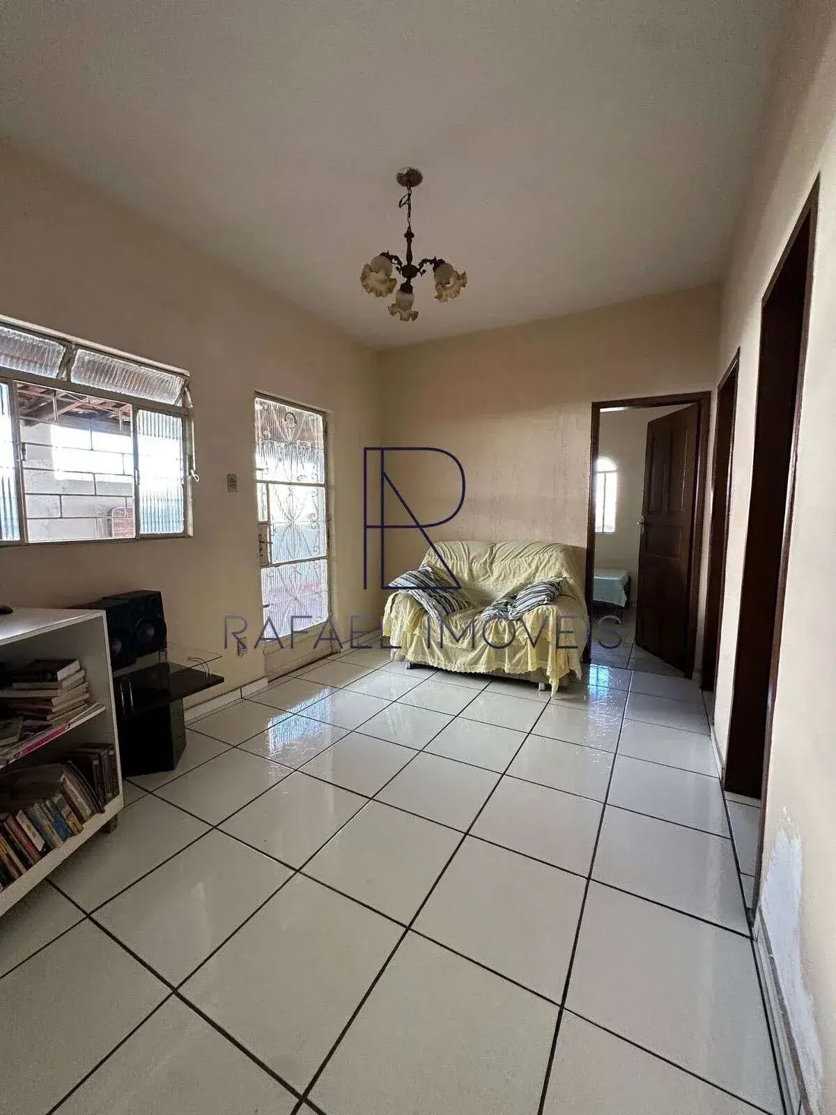 Casa à venda com 5 quartos - Bom Pastor,Divinópolis