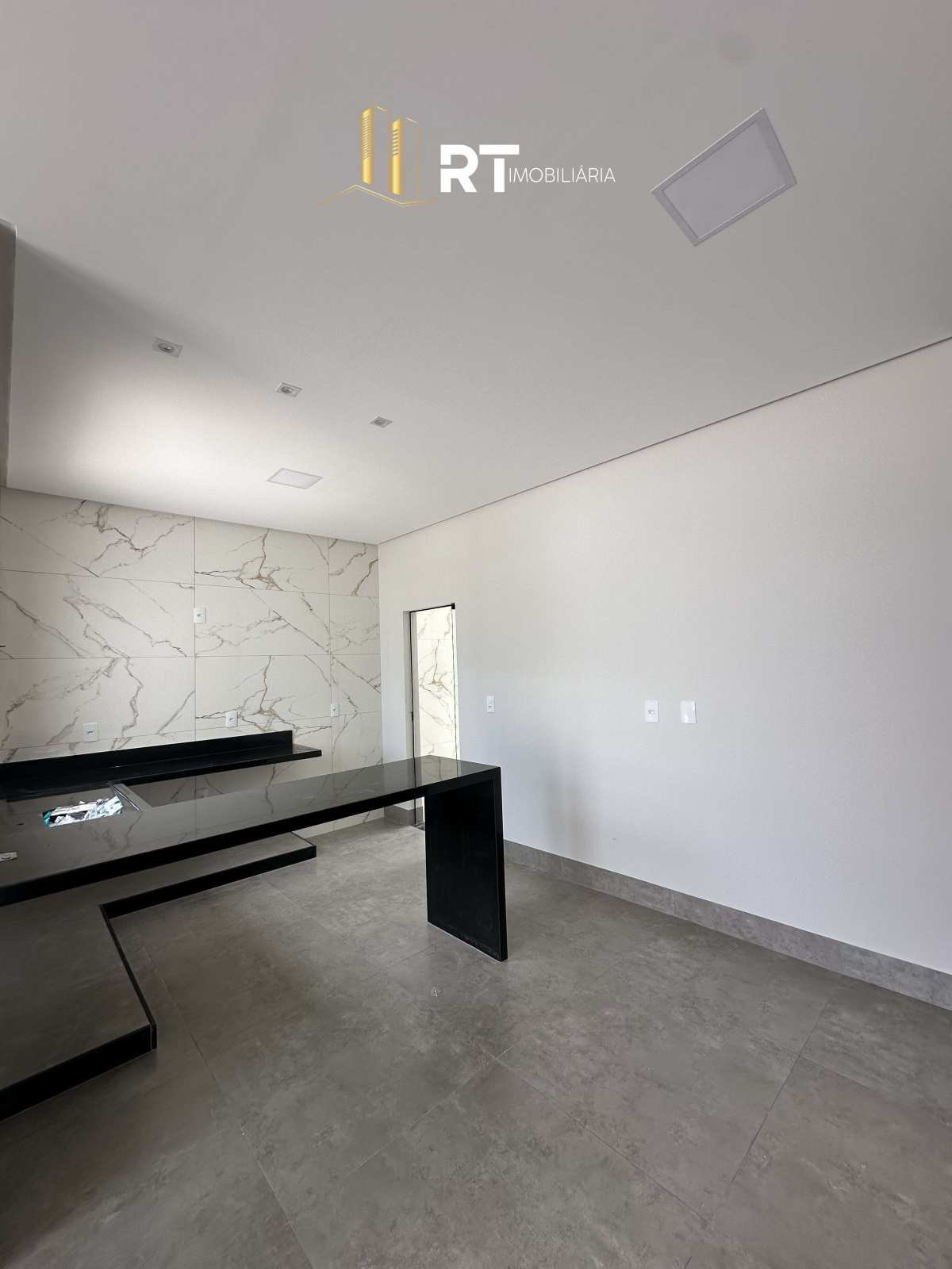 Casa à venda com 3 quartos, 100m² - Chanadour,Divinópolis