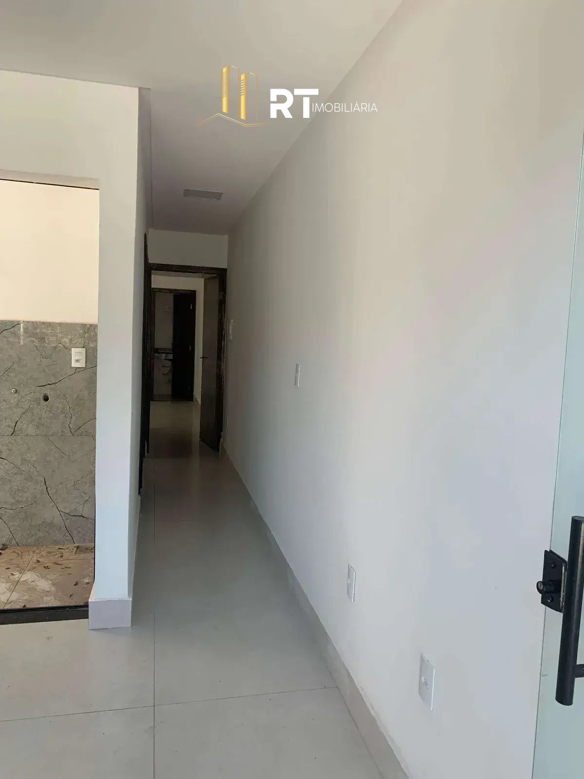  - Casa à venda em Divinópolis, Floresta, com 2 quartos