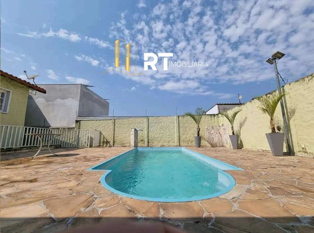 Casa à venda com 3 quartos, 230m² - Interlagos,Divinópolis