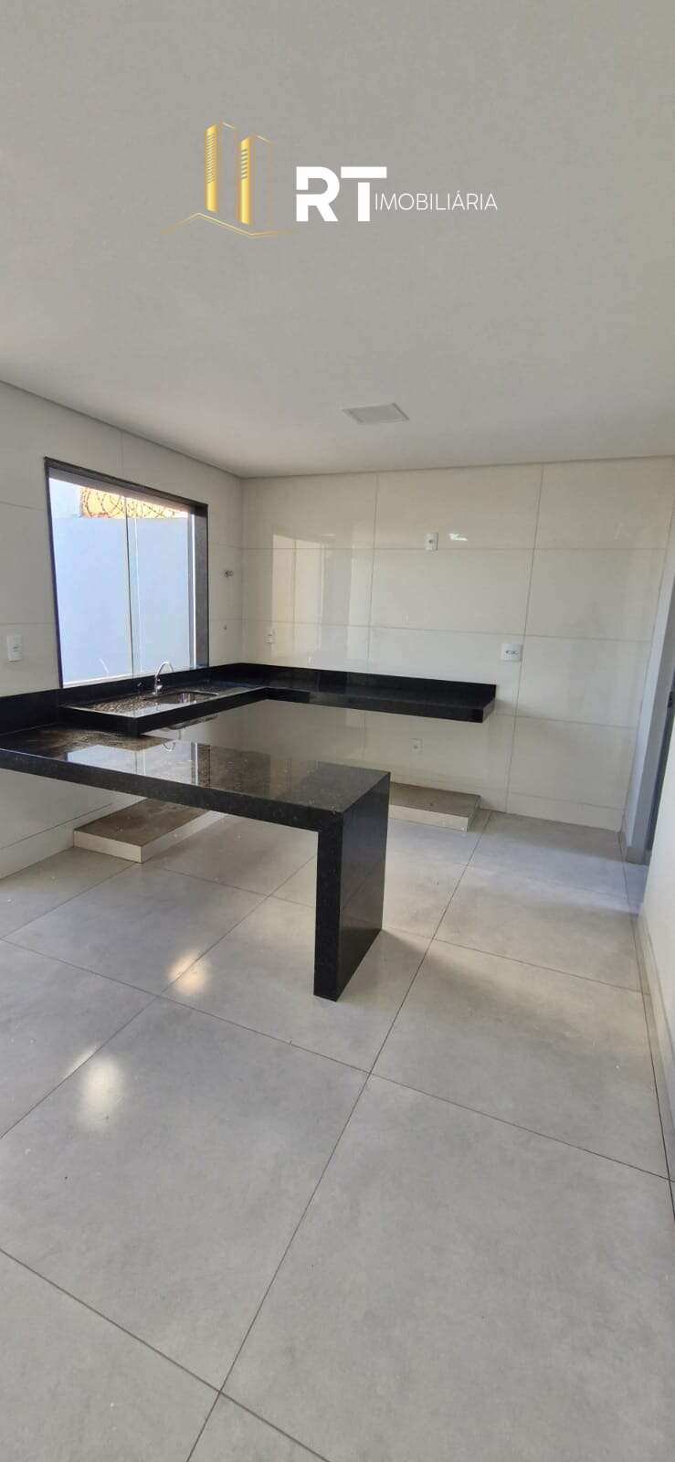 Casa à venda com 3 quartos, 77m² - Jardinópolis,Divinópolis