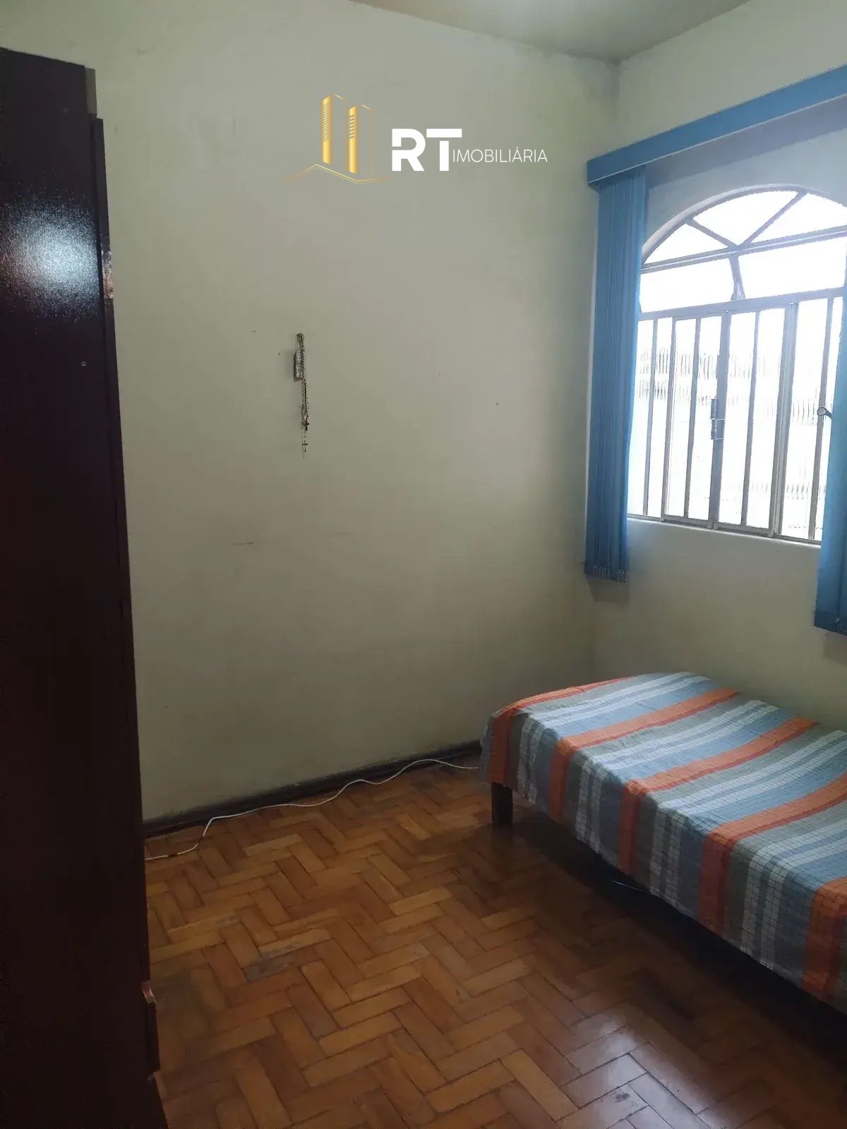  - Casa à venda em Divinópolis, Manoel Valinhas, com 3 quartos