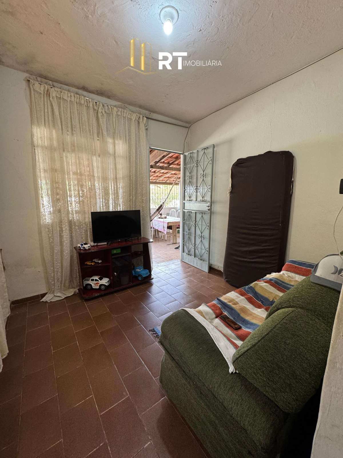 Casa à venda com 2 quartos - Quintino,Divinópolis