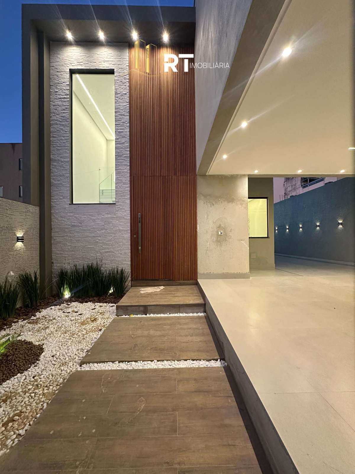 Casa à venda com 3 quartos, 187m² - Residencial Doutor Walchir Resende Costa,Divinópolis