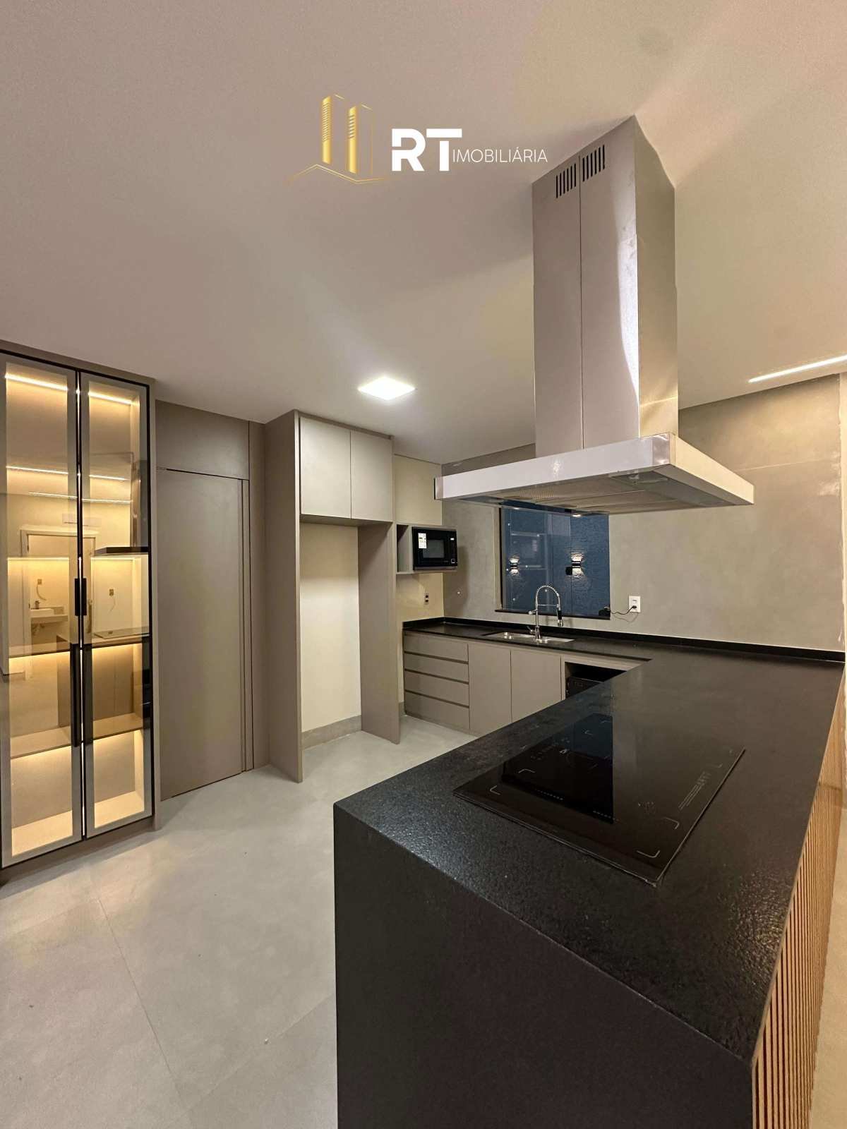 Casa à venda com 3 quartos, 187m² - Residencial Doutor Walchir Resende Costa,Divinópolis