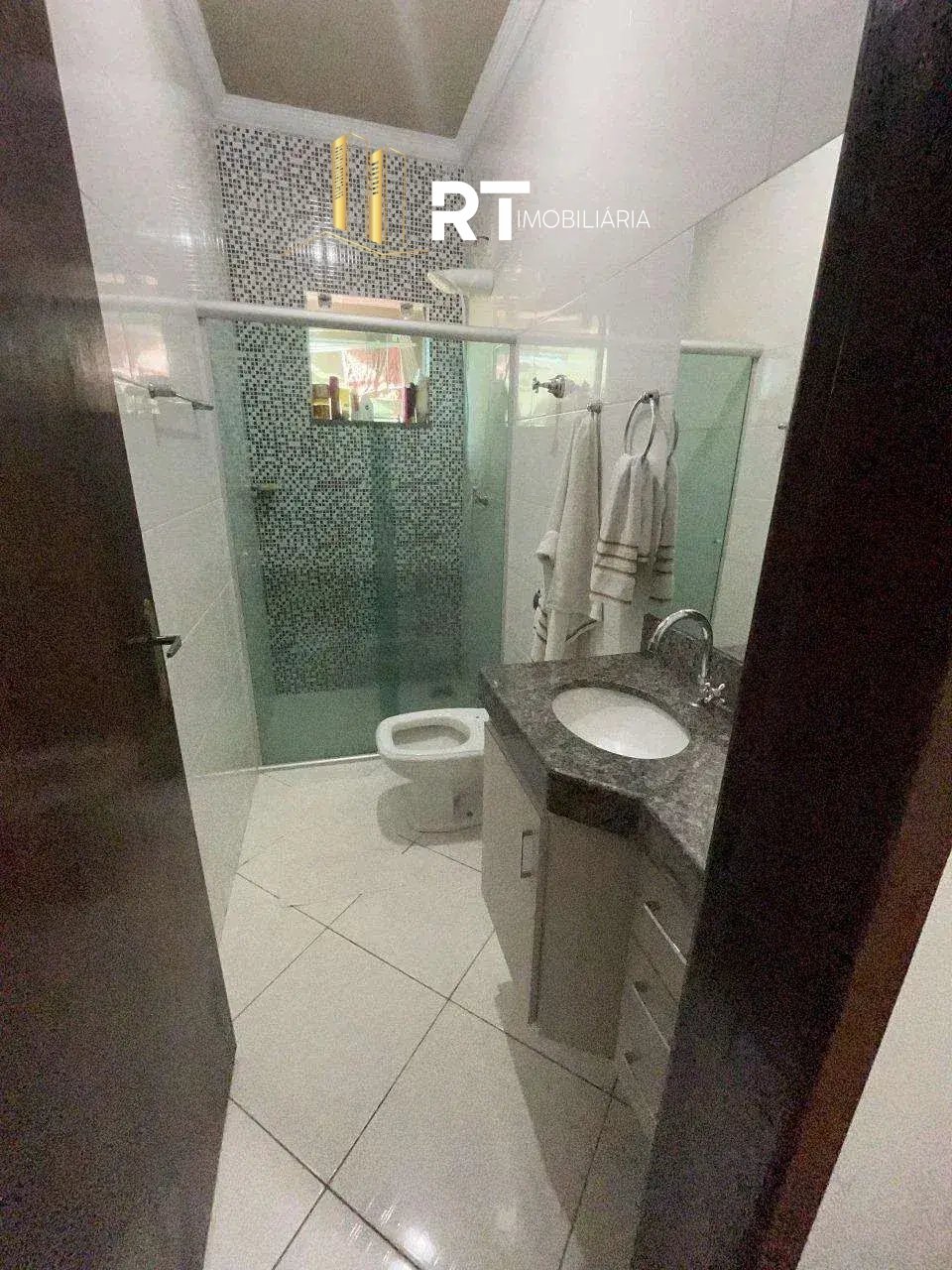  - Casa à venda em Divinópolis, São Caetano, com 3 quartos, 70m²