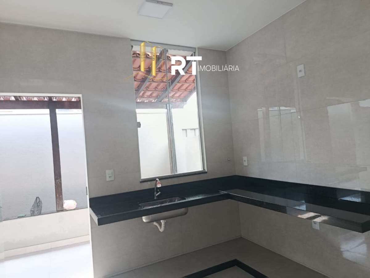 Casa à venda com 3 quartos - São Roque,Divinópolis