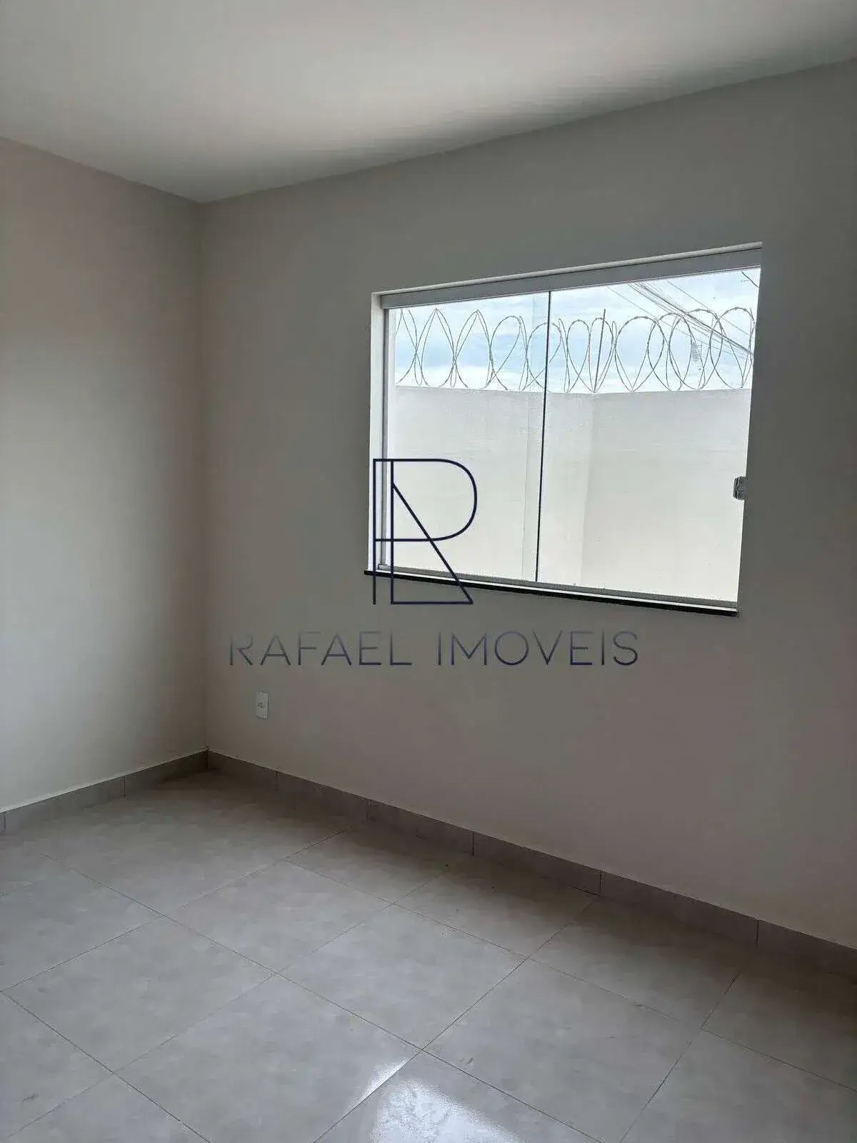 Sobrado à venda com 3 quartos - Padre Eustáquio,Divinópolis