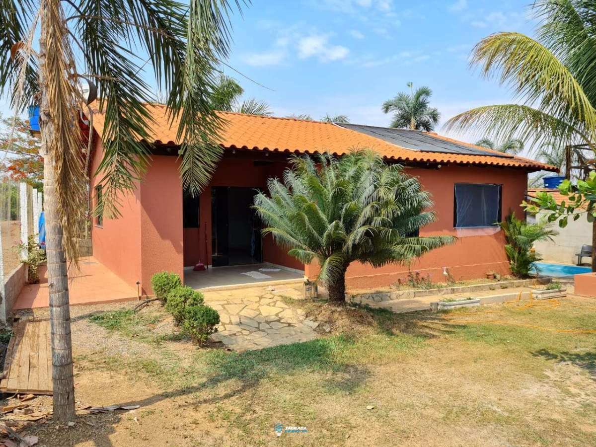 Casa à venda com 3 quartos - Corumbá III,Luziânia