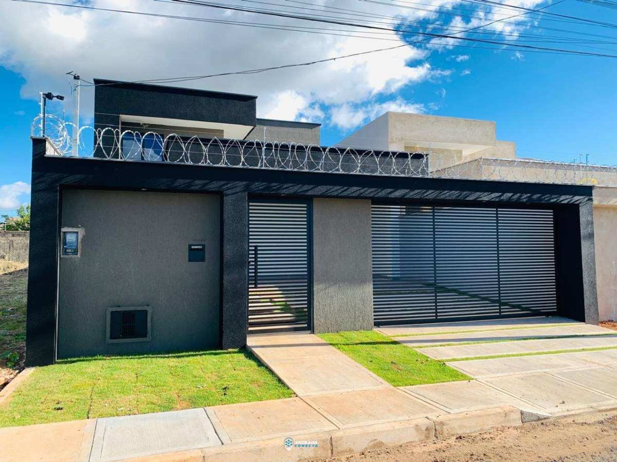 Casa à venda com 3 quartos - Setor Leste,Luziânia