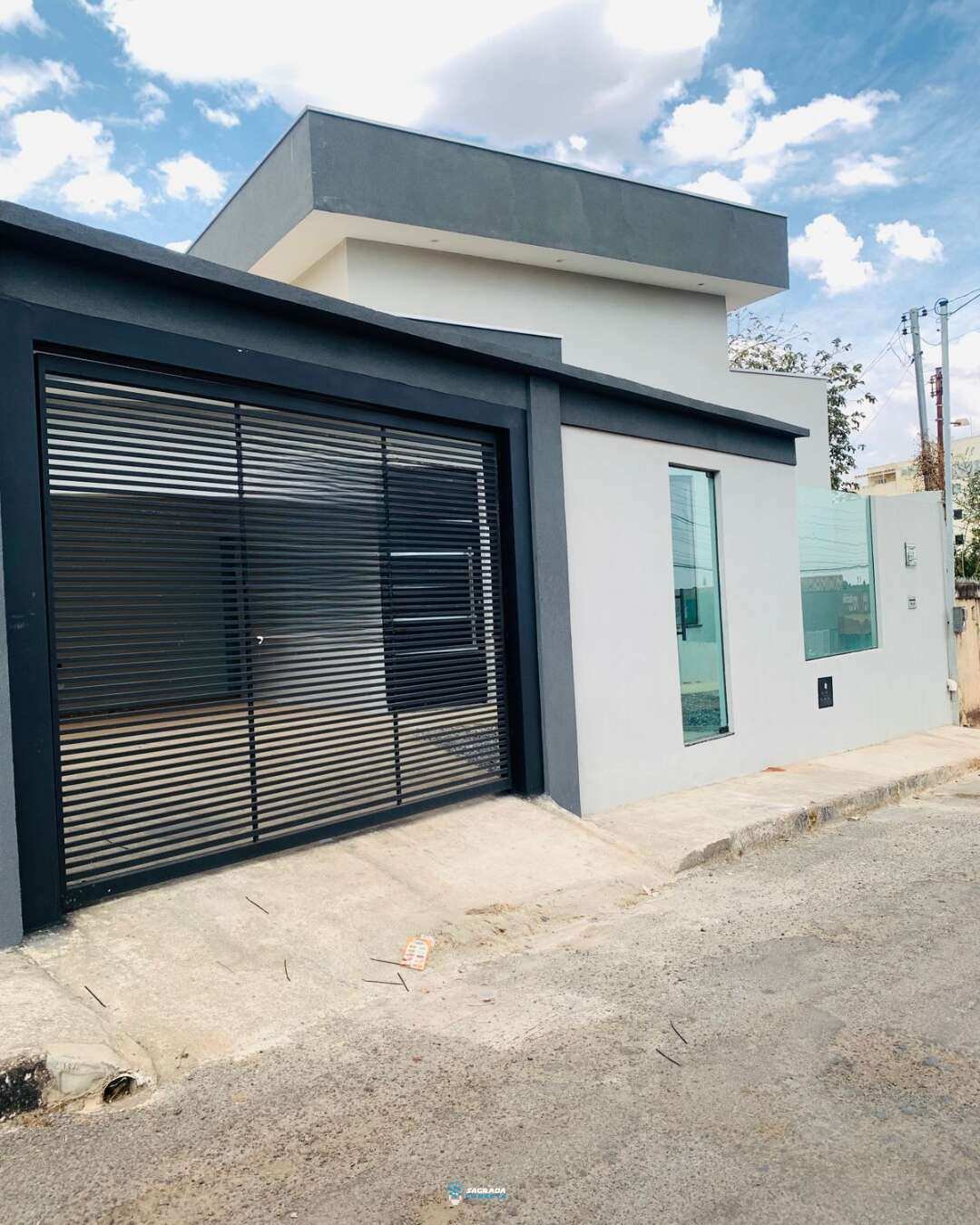 Casa à venda com 3 quartos, 157m² - Shis,Luziânia