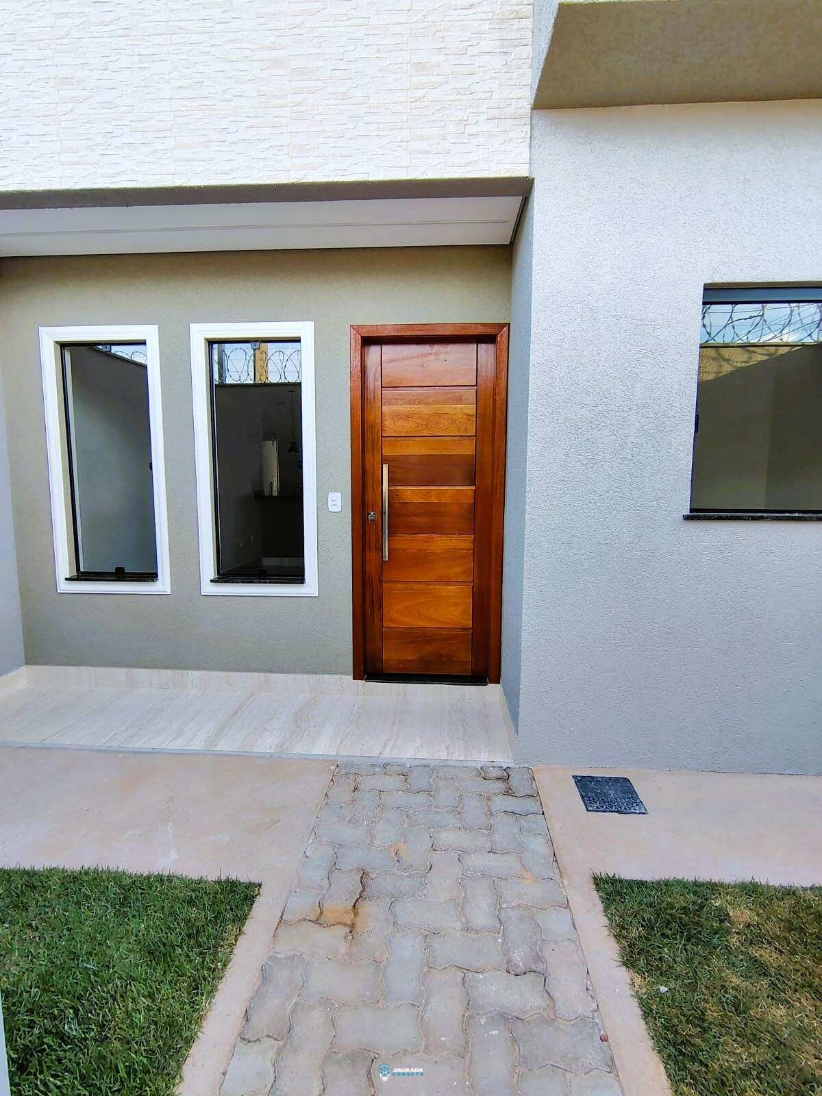 Casa à venda com 3 quartos, 102,50m² - Setor Leste,Luziânia