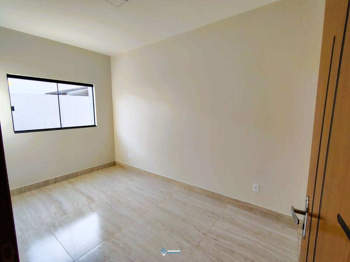 Casa à venda com 3 quartos, 102,50m² - Setor Leste,Luziânia