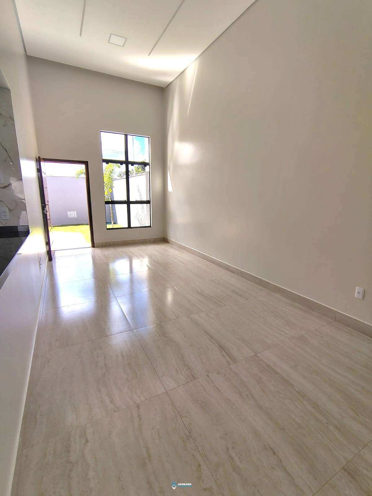  - Casa a venda no Setor Leste 3 quartos, suíte com closet