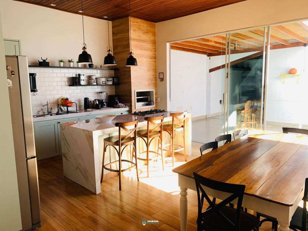 Banner - Casa Ampla à Venda na Vila Juracy – Luziânia/GO