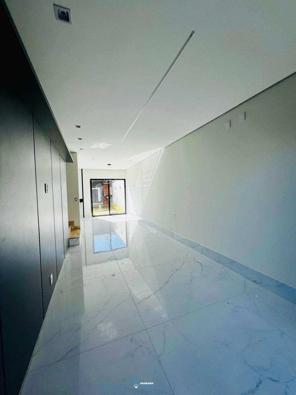 Sobrado à venda com 3 quartos, 140m² - Setor Mandu,Luziânia