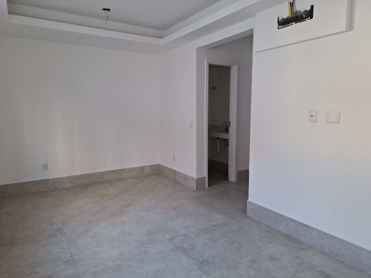 Casa em Villagio – Tipo Tríplex no Gonzaga, Santos/SP