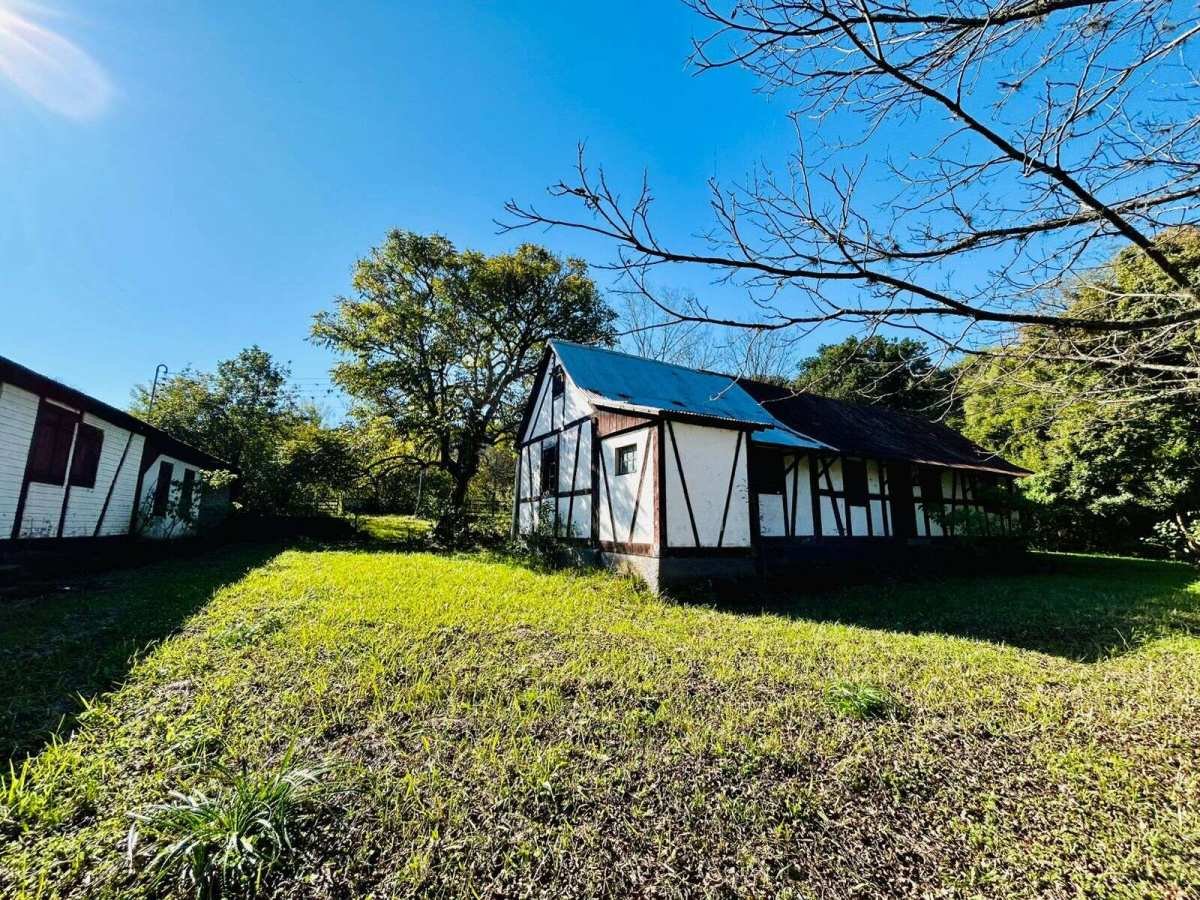 Chácara à venda com 3 quartos, 200.00m² - Travessão,Dois Irmãos