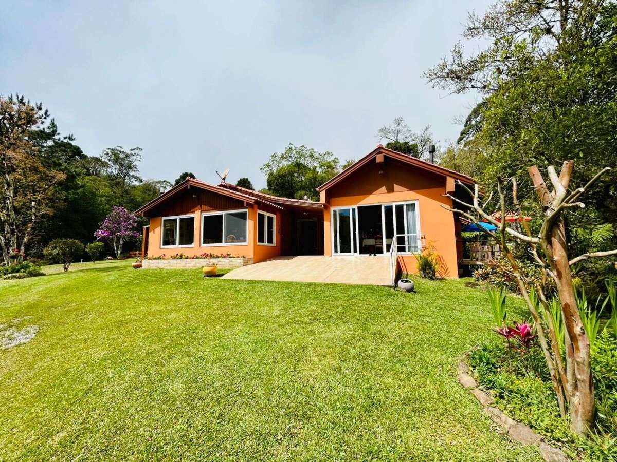Chácara à venda com 3 quartos, 160.00m² - Fazenda Padre Eterno,Nova Hartz