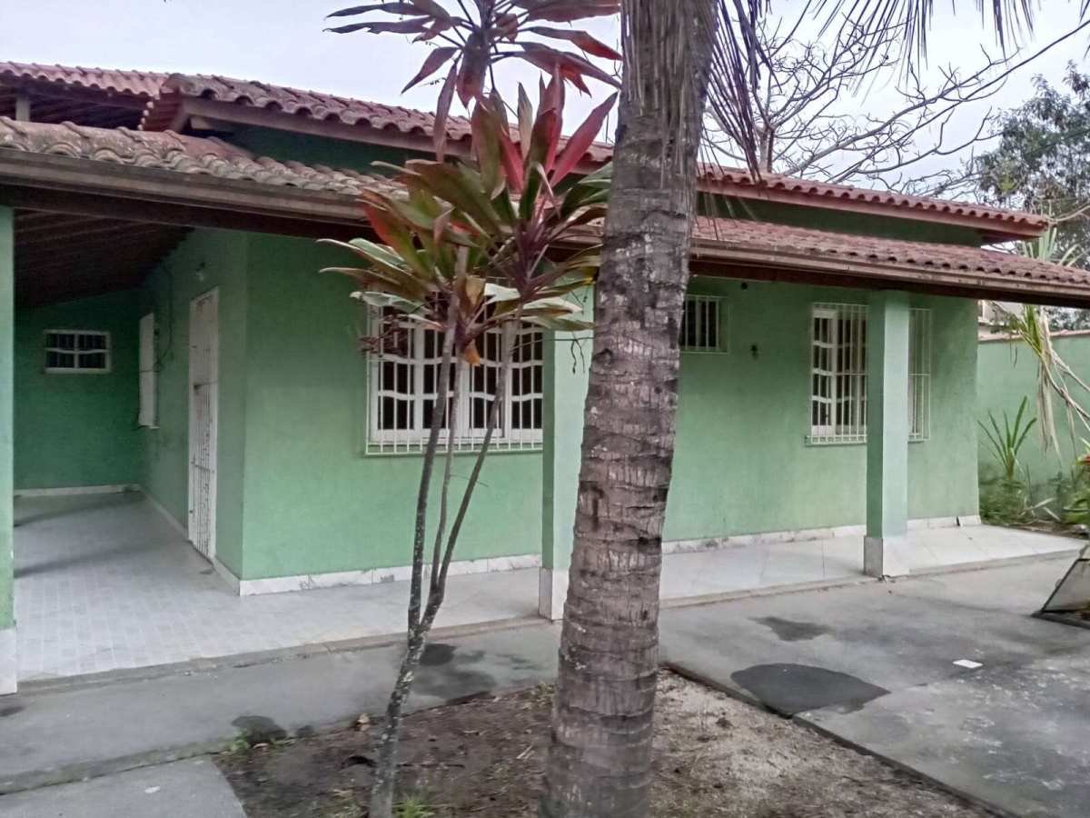  - Casa à venda em Rio das Ostras, Jardim Campomar, com 3 quartos, 90m²