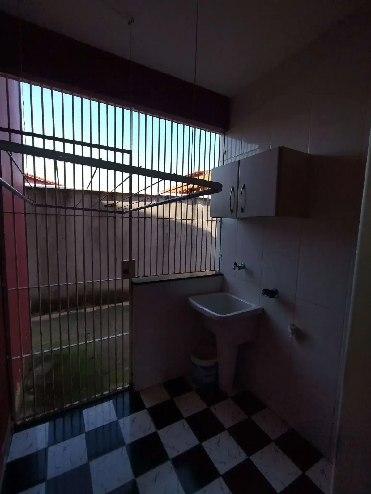  - Casa à venda em São Pedro da Aldeia, Balneário das Conchas, com 2 quartos, 106m²