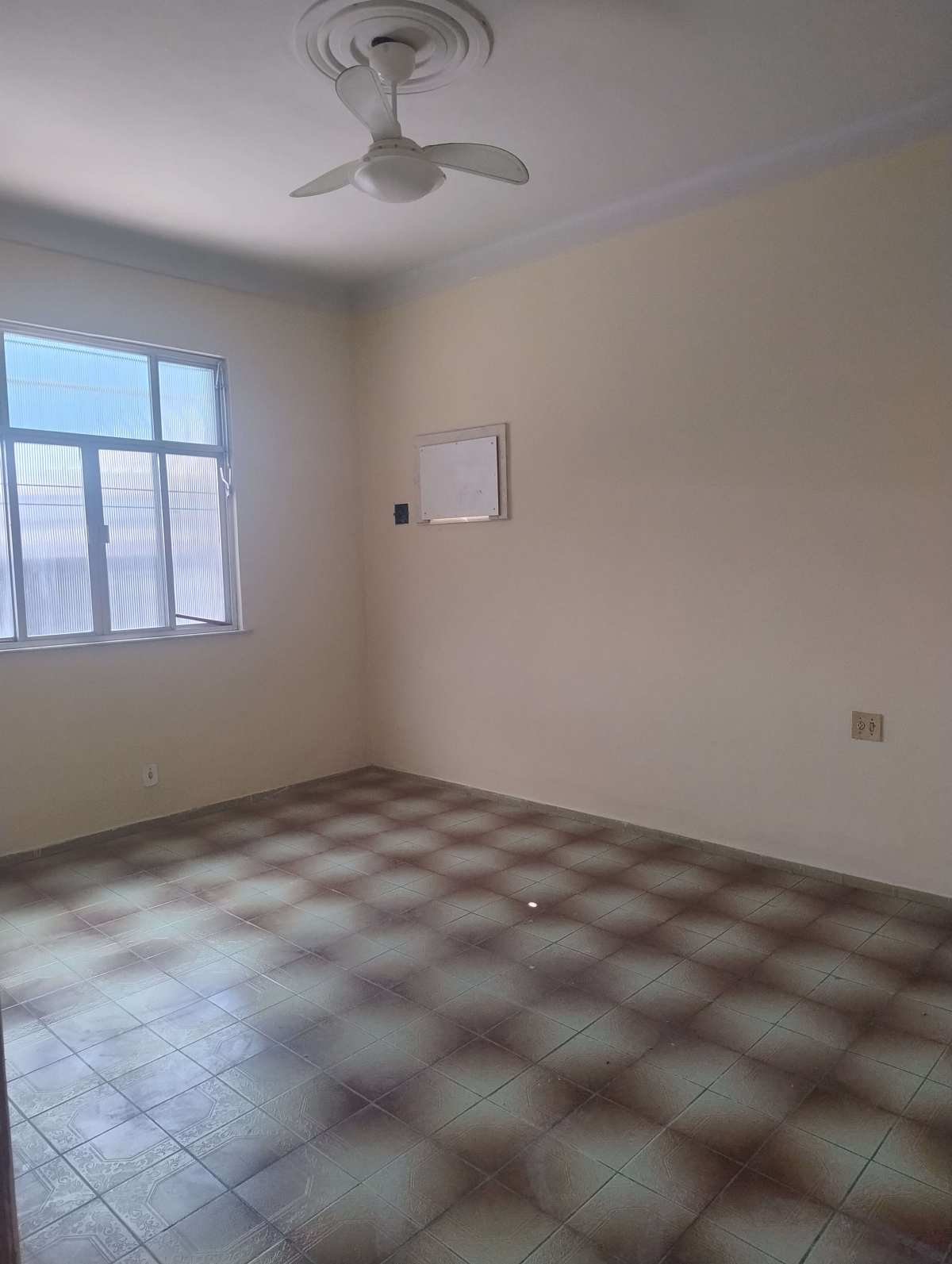  - Casa em Rio de Janeiro, Vila da Penha, com 3 quartos, 280m²