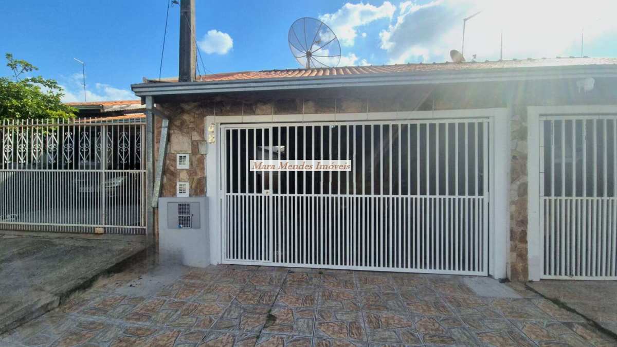 Casa à venda com 2 quartos, 102m² - Foto 2