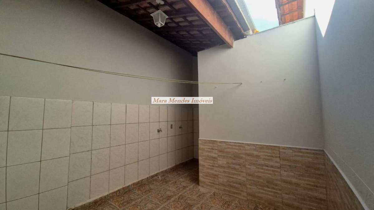 Casa à venda com 2 quartos, 102m² - Foto 17