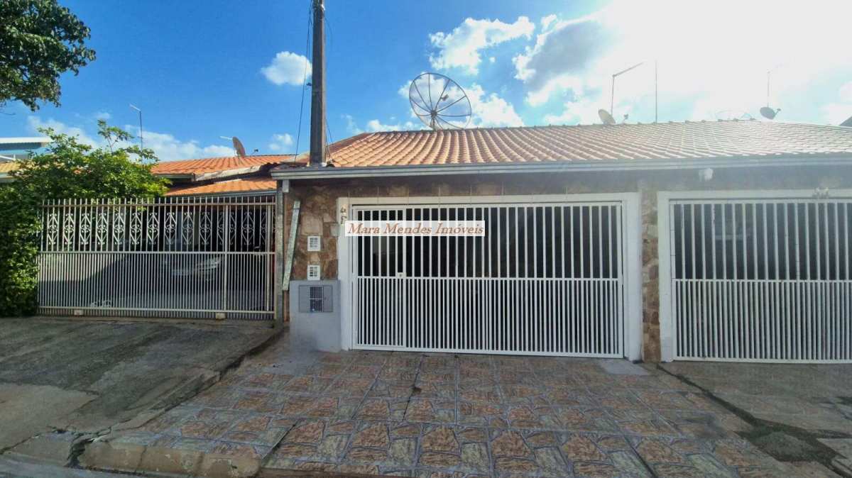 Casa à venda com 2 quartos, 102m² - Foto 3