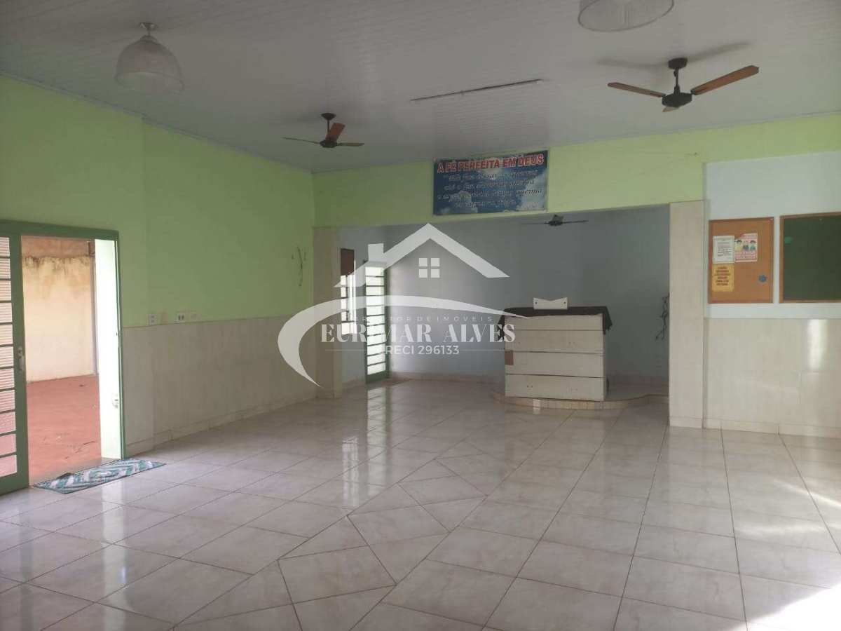 Salão à venda com 1 quarto - COHAB,Sertãozinho