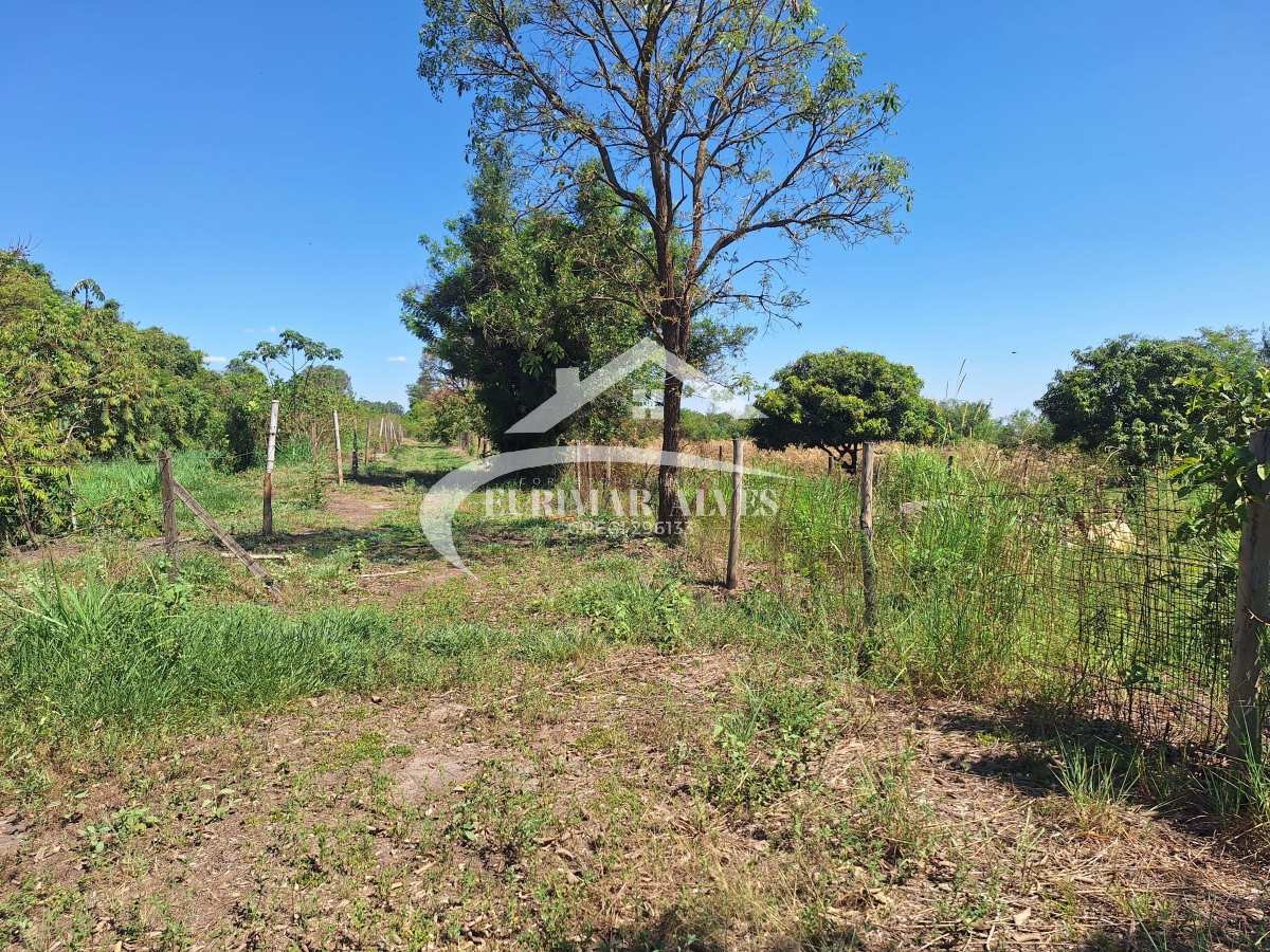 Sítio à venda com 3 quartos - ,Guatapará