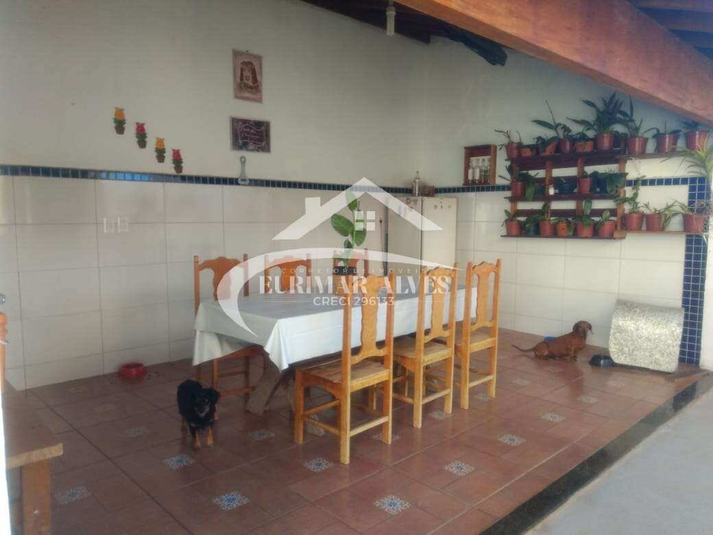 Sobrado à venda com 3 quartos, 300m² - Jardim Embaré,São Carlos