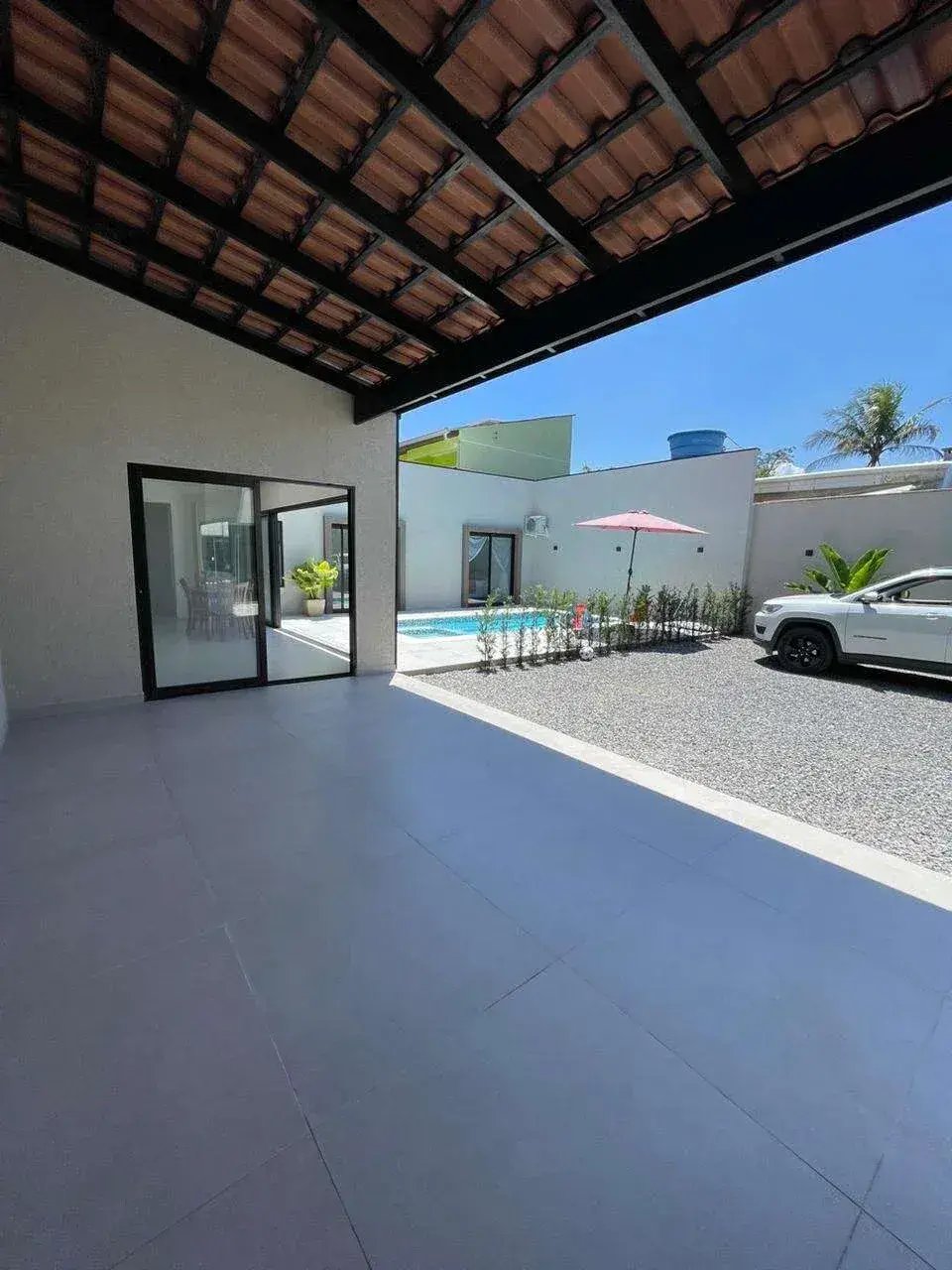 Excelente Casa com Ponto Comercial Em Guaratuba de Frente para a Avenida Paraná - Cavalheiro Imóveis