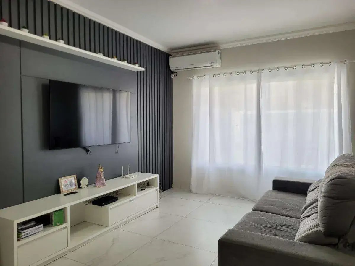 EXCELENTE TRIPEX A VENDA EM GUARATUBA COM PISCINA BREJATUBA - Cavalheiro Imóveis