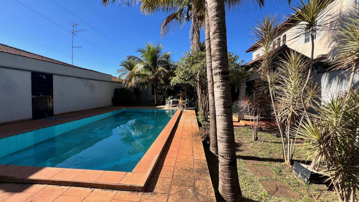 Casa de Condomínio à venda com 2 quartos, 204m² - Foto 3