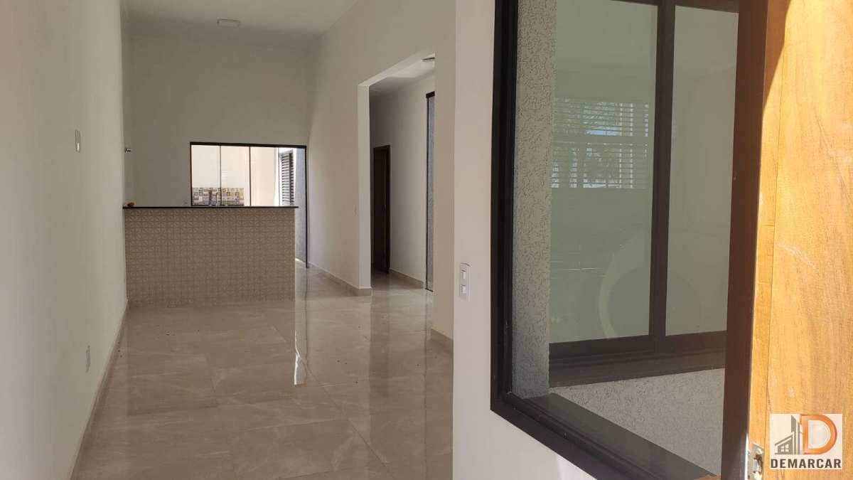 Casa à venda em Bragança Paulista, Residencial Quinta dos Vinhedos, com 3 quartos, 118m²